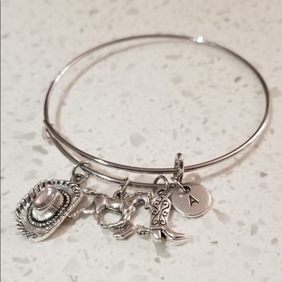 Jewelry - Western silver fashion charm bracelet